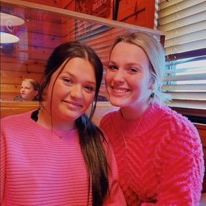 Meet your Posher, Mackenzie